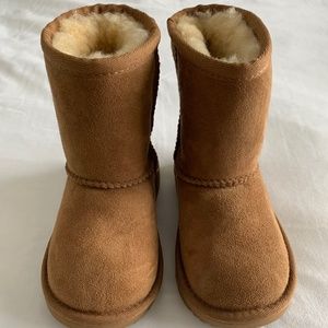 Ugg Boots for Toddler Size 8
